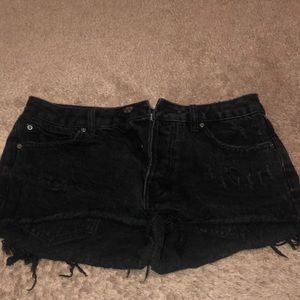 High waisted ripped black jean shorts